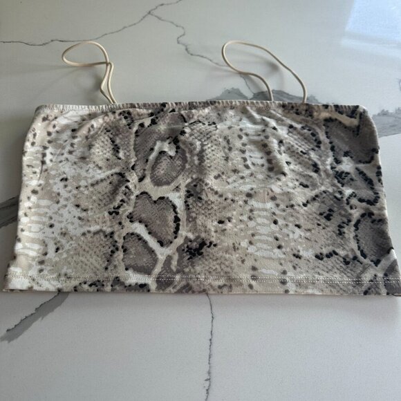 FASHION NOVA | Snake Print Crop Top | Beige Neutral | Size Small - Picture 3 of 16